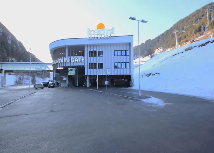 Al Vietta-3 By Interhome