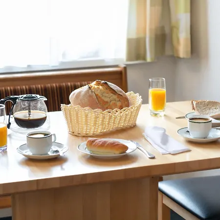 Al Vietta-3 By Interhome